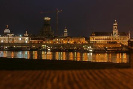 Dresden Elbe Valley<br>Dresden is in danger of being removed from UNESCO's list because it is building a controversial new bridge to ease traffic. Photo: Photo: DPA