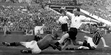 Football legend Trautmann to be honoured before England match