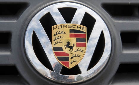 VW eyes 2012 merger with Porsche