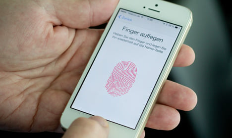 German hackers crack iPhone security system