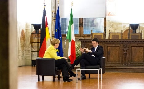Renzi woos Merkel amid Florentine splendour