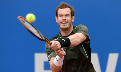 Andy Murray smashes through to Munich semis