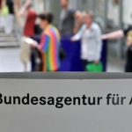 Germany to impose strict welfare curbs for EU migrants