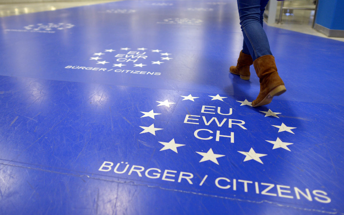 Merkel Calls For Extension Of Eu Border Controls In Schengen Area The Local