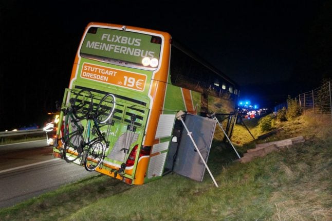 Driver under suspicion after Flixbus from Berlin to Hamburg crashes on Autobahn