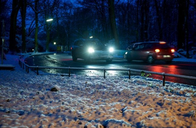 Snow and ice thaws after hundreds of accidents on Germany’s streets