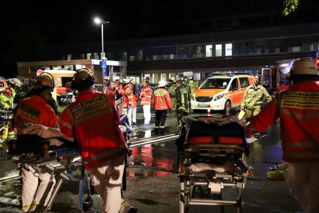 Patient dies and more than 70 injured in Düsseldorf hospital fire
