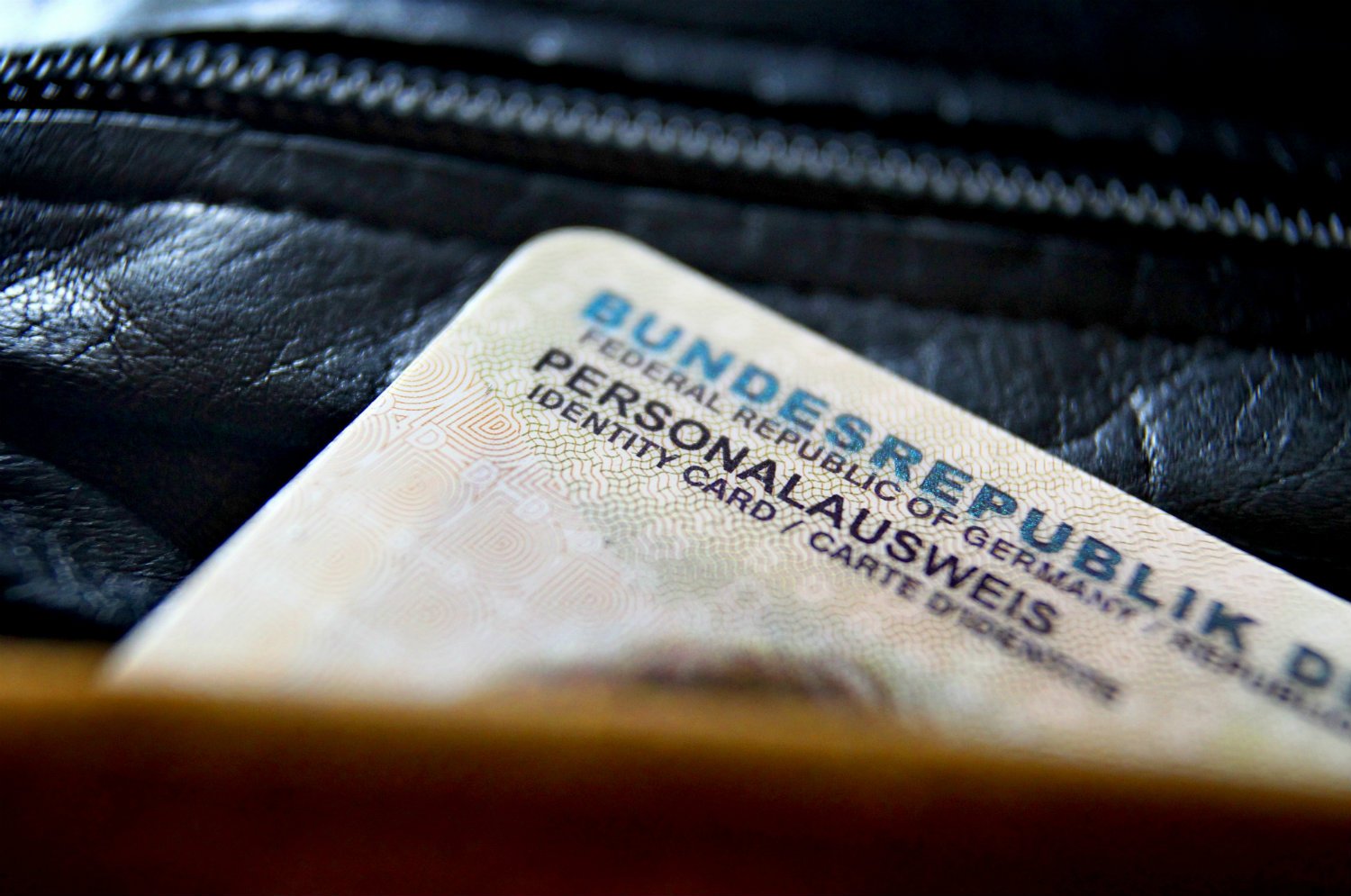 Personalausweis: Cost of German ID card set to rise - The Local