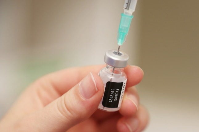 Germany to secure 204 million Covid vaccine 'booster' doses for 2022 - The Local