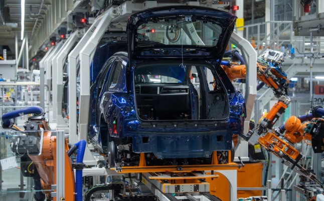 Supply chain crisis throttles German car sales