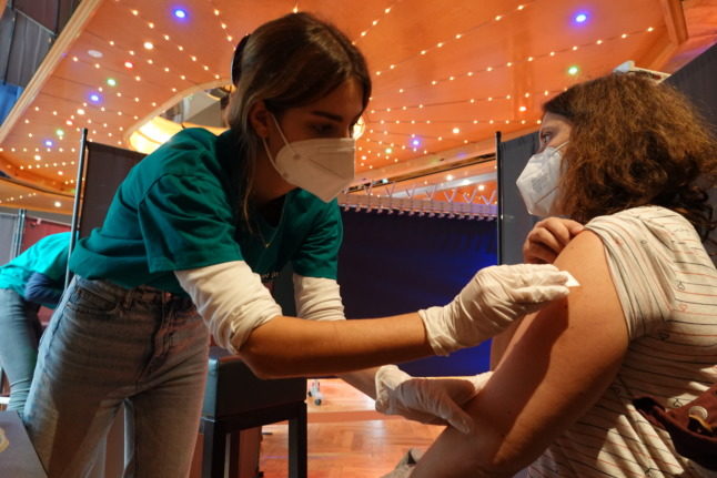 A pop-up vaccination clinic